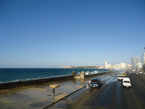 Malecón e Vista para Habana Vieja Foto: Rodrigo Souto